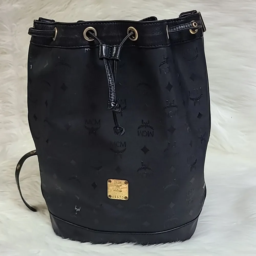 💯 Authentic MCM Bucket Bag 🍀 - Picture 15 of 15
